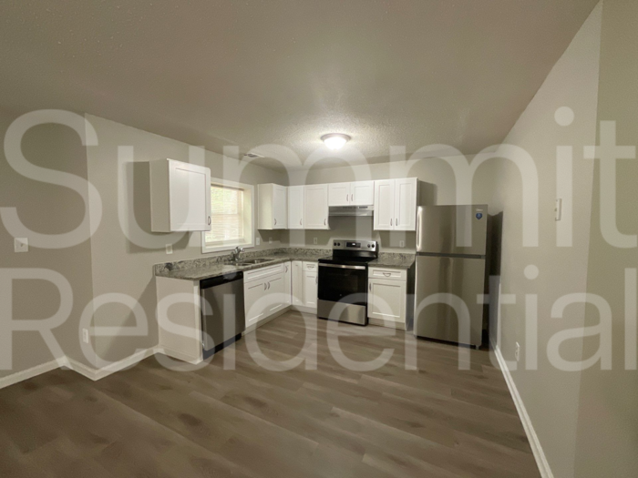 7189 Ravenwood Ln - Photo 5 of 19