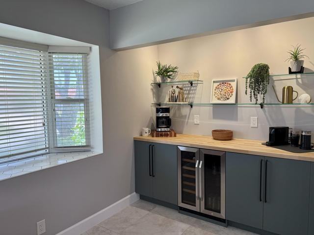 367 Northwest 42nd Street - Photo 2 of 8