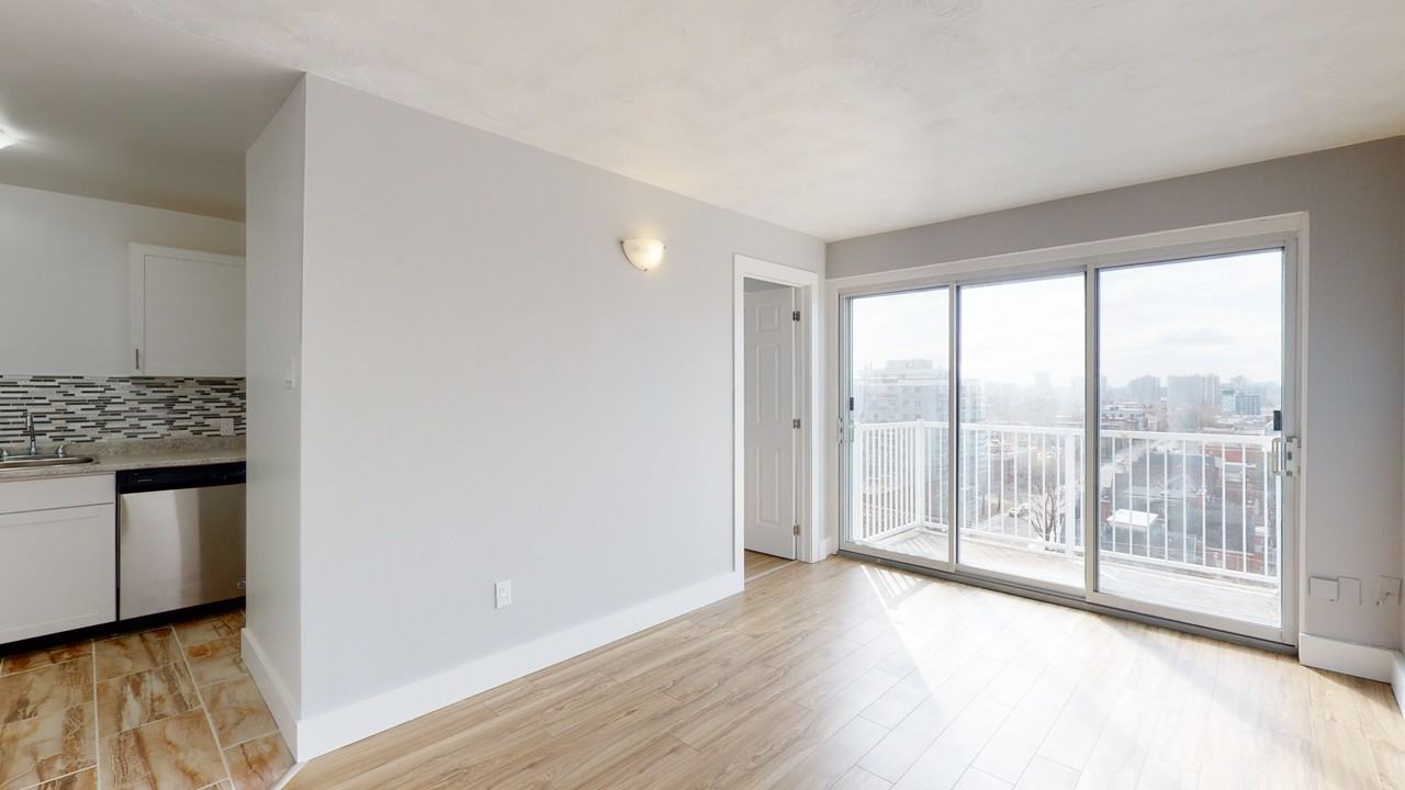 Chanteclair Apartments - Photo 5 of 17