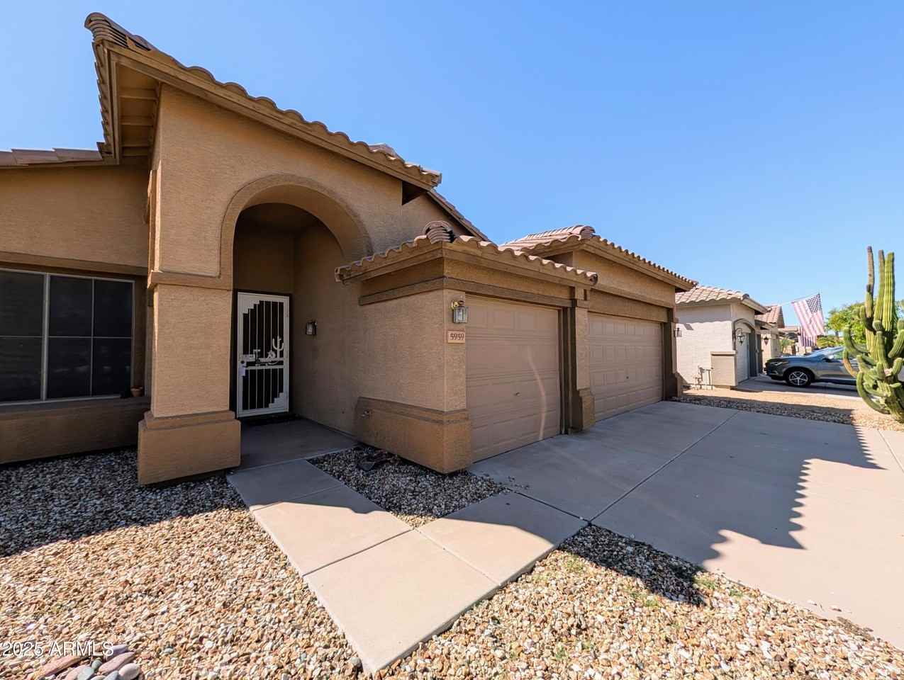 5959 W Kimberly Way - Photo 6 of 41