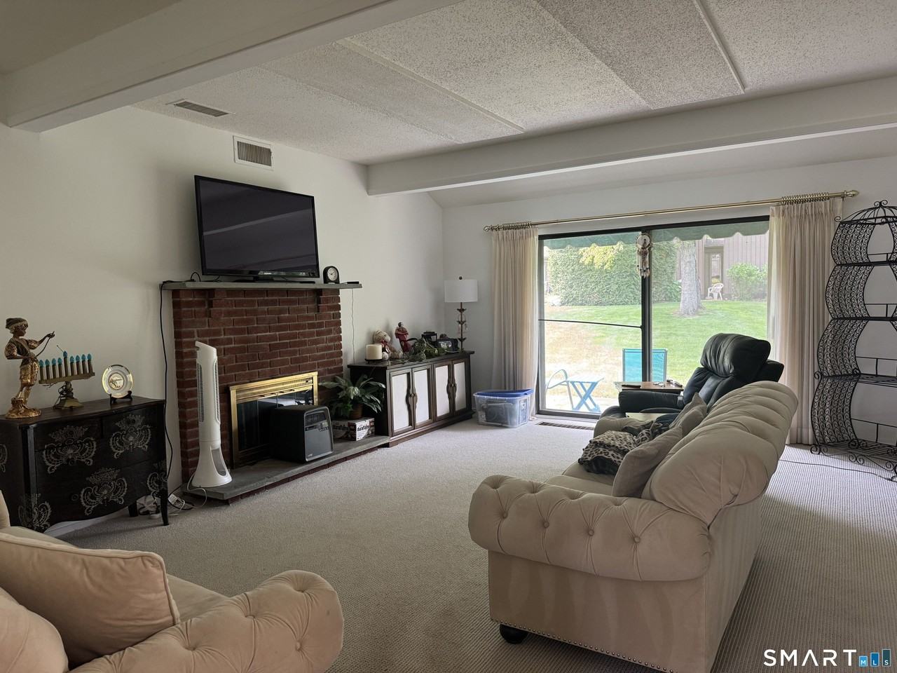 491 Heritage Vlg Unit B - Photo 6 of 23