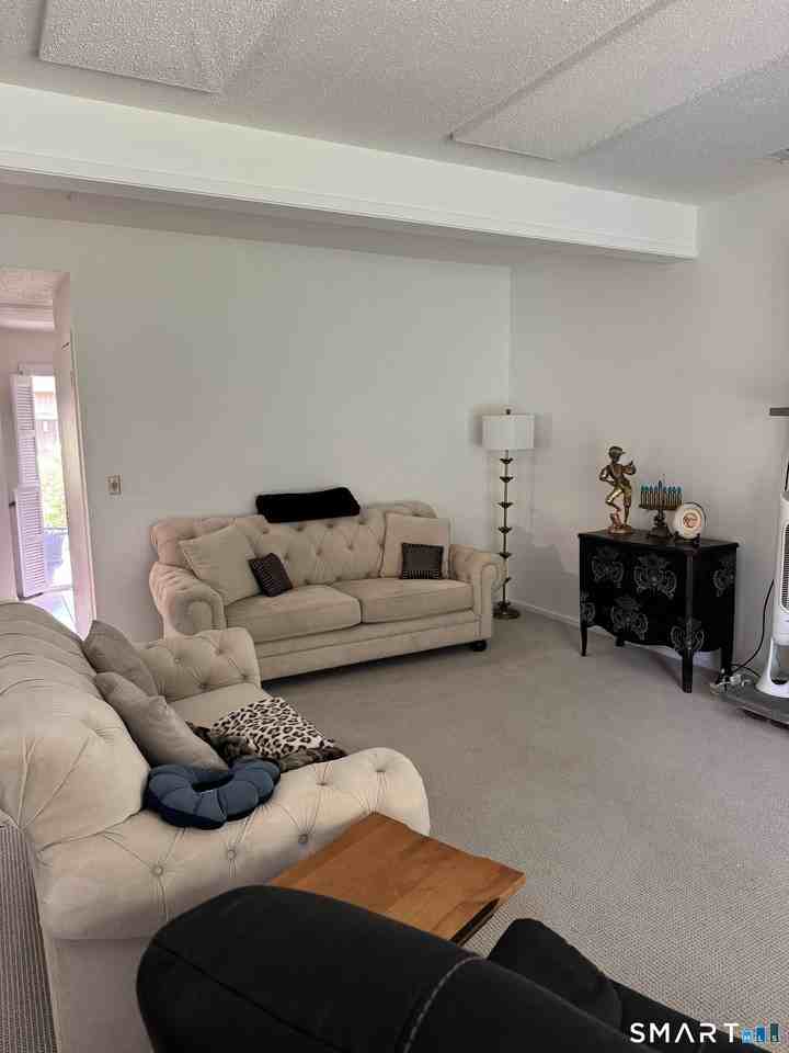 491 Heritage Vlg Unit B - Photo 7 of 23