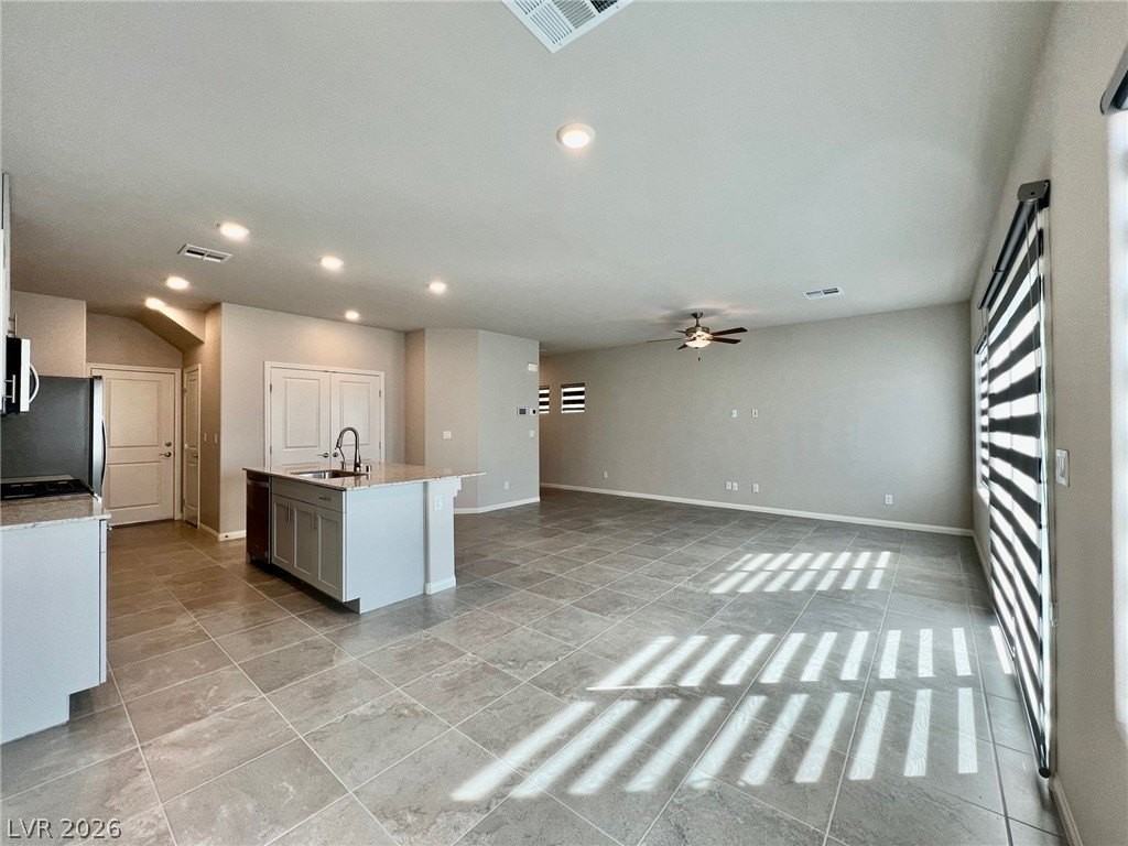 7845 Morganite Ave - Photo 5 of 21