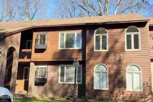 featured image of 1311 Forest Hills Rd Nw #B5