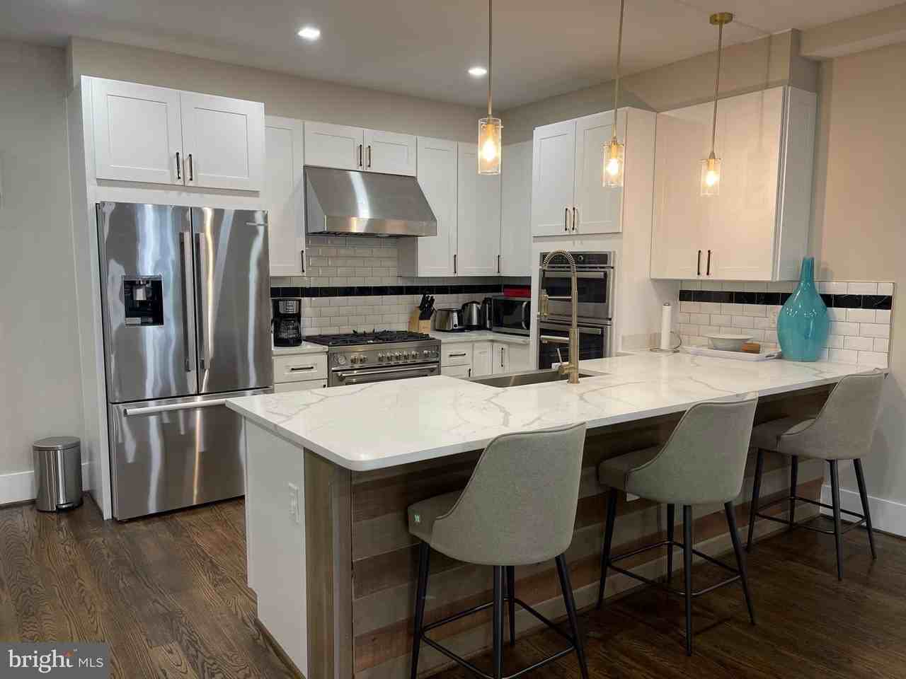 3721 New Hampshire Ave Nw - Photo 2 of 11