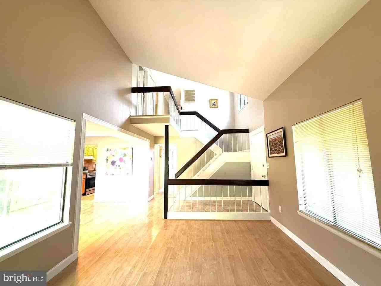 14713 Flints Grove Pl - Photo 5 of 50