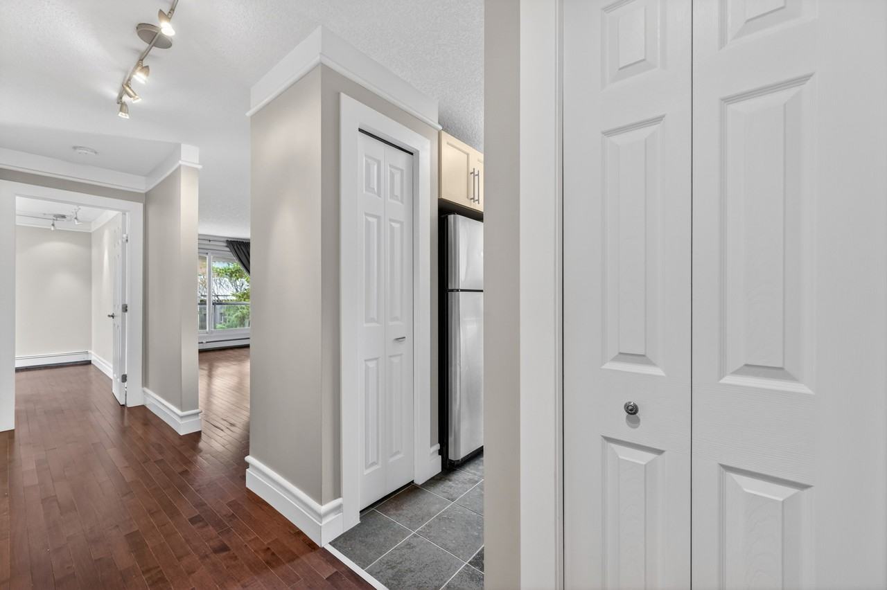644 Meredith Road Northeast - Photo 5 of 25