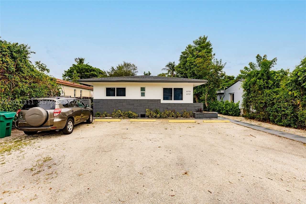 10757 Ne 2nd Ct #0 - Photo 2 of 19