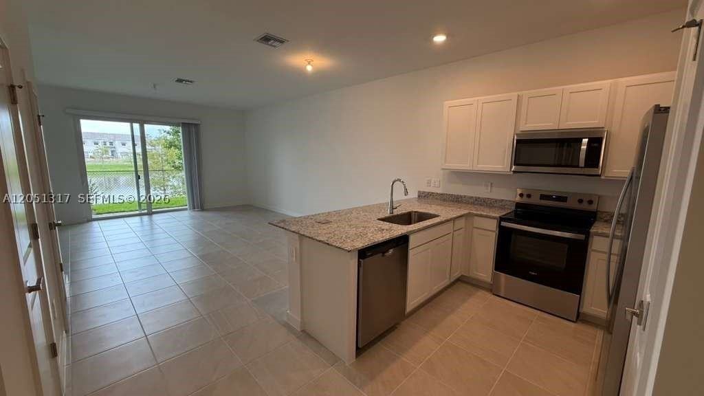 149 Lakeside Landing Ct #0 - Photo 2 of 14