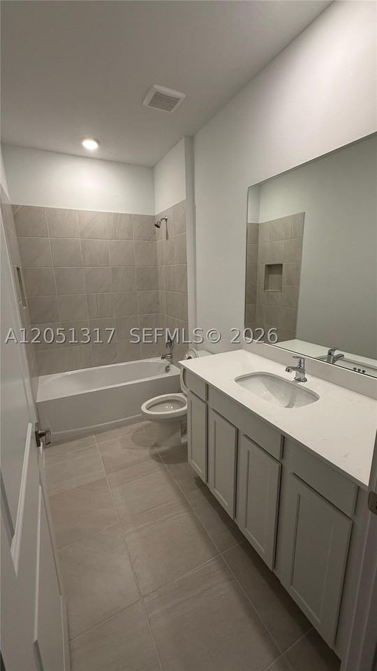 149 Lakeside Landing Ct #0 - Photo 4 of 14