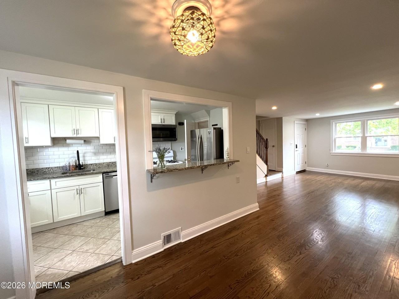 317325 Bath Ave #15 - Photo 2 of 29