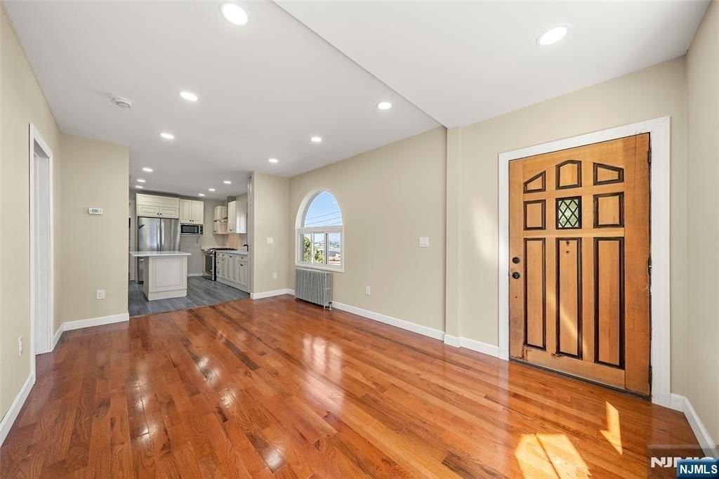 1513 67th St #2ndFL - Photo 6 of 20