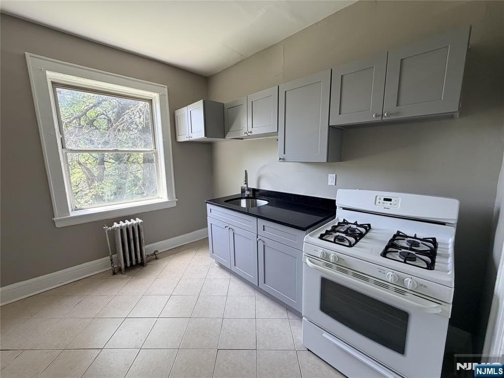 16 Irving St #B6 - Photo 4 of 12