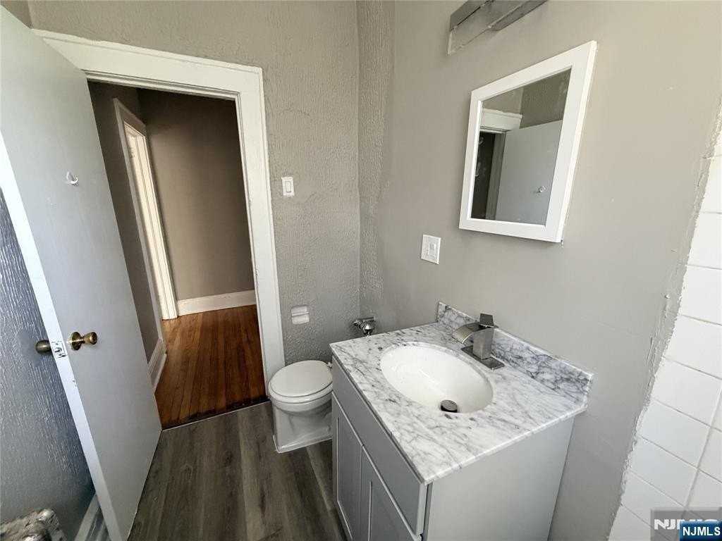 16 Irving St #B6 - Photo 7 of 12