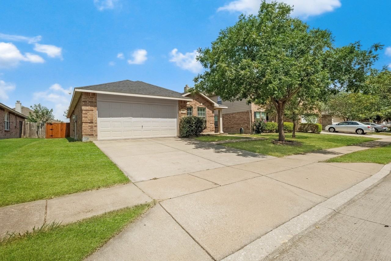 12752 Pricklybranch Dr - Photo 2 of 19