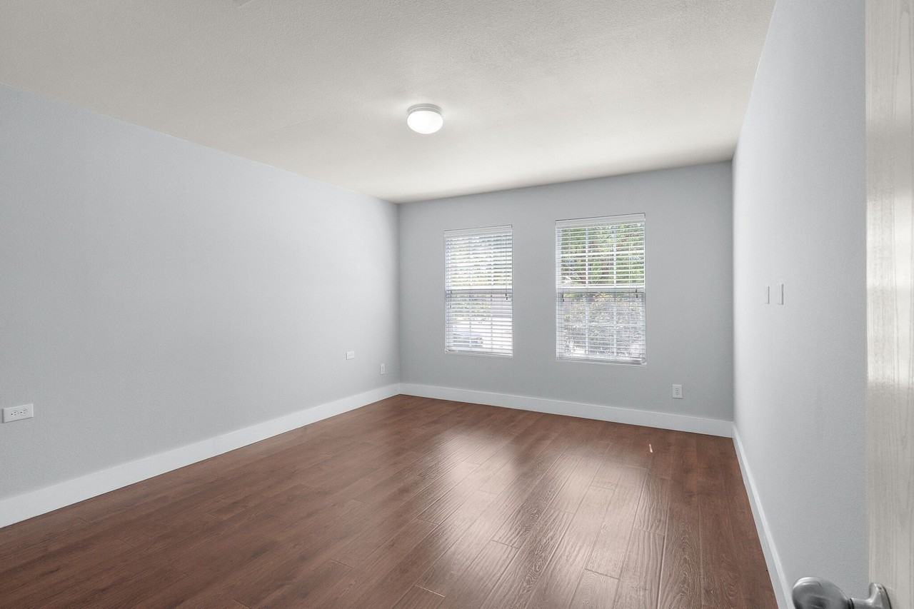 12752 Pricklybranch Dr - Photo 4 of 19