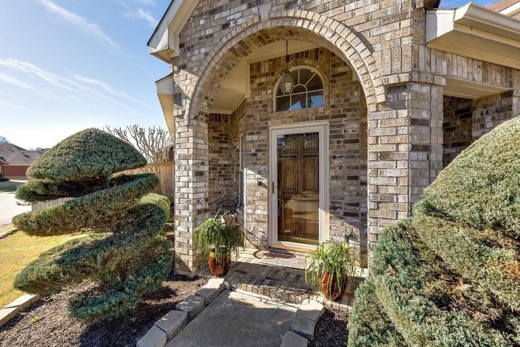 801 Steeps Ct - Photo 6 of 36