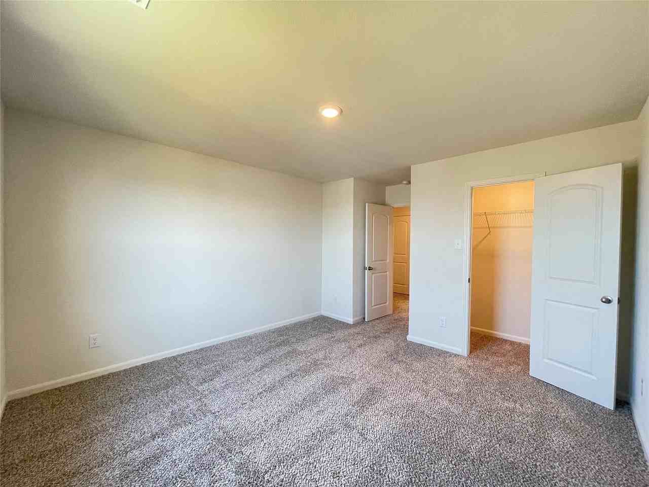 623 Aqueduct Dr - Photo 7 of 27