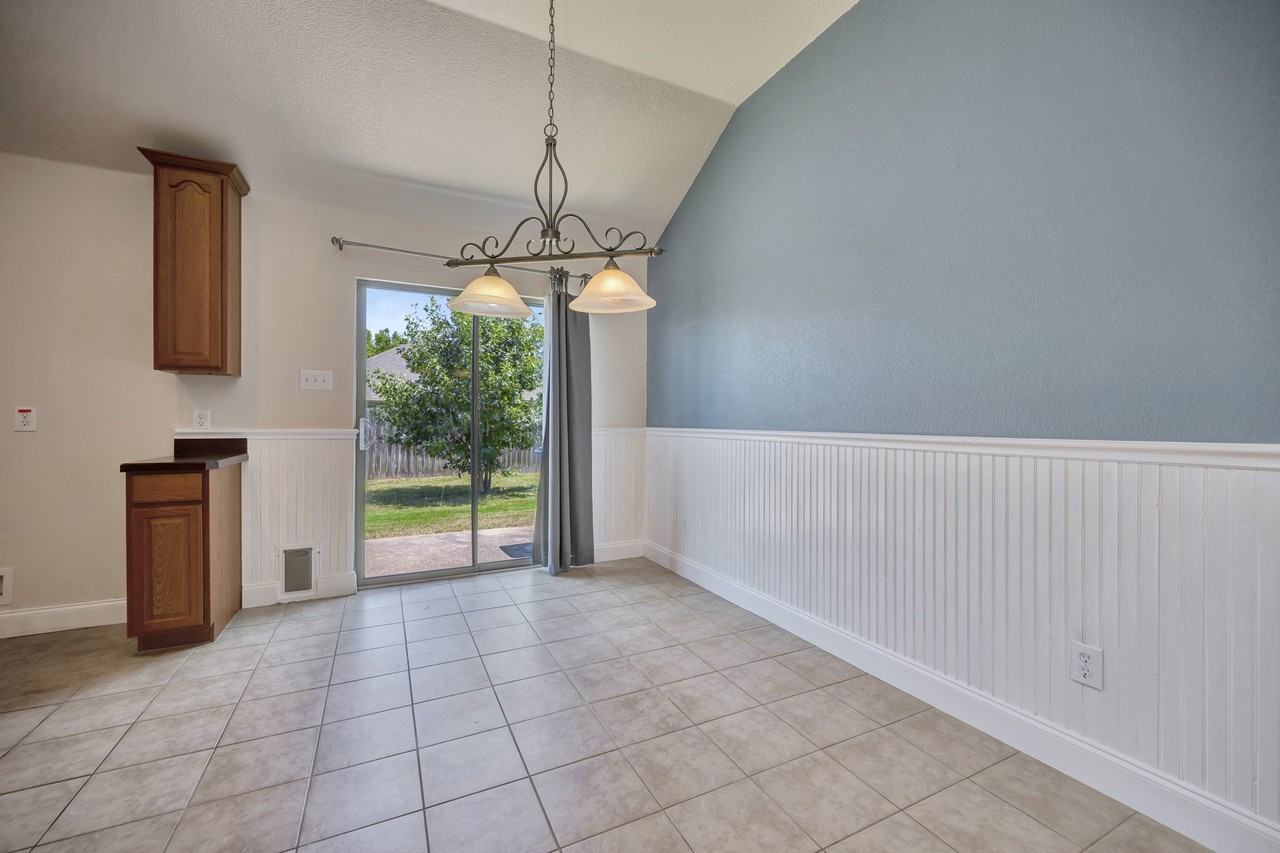 3909 Long Hollow Rd - Photo 5 of 20