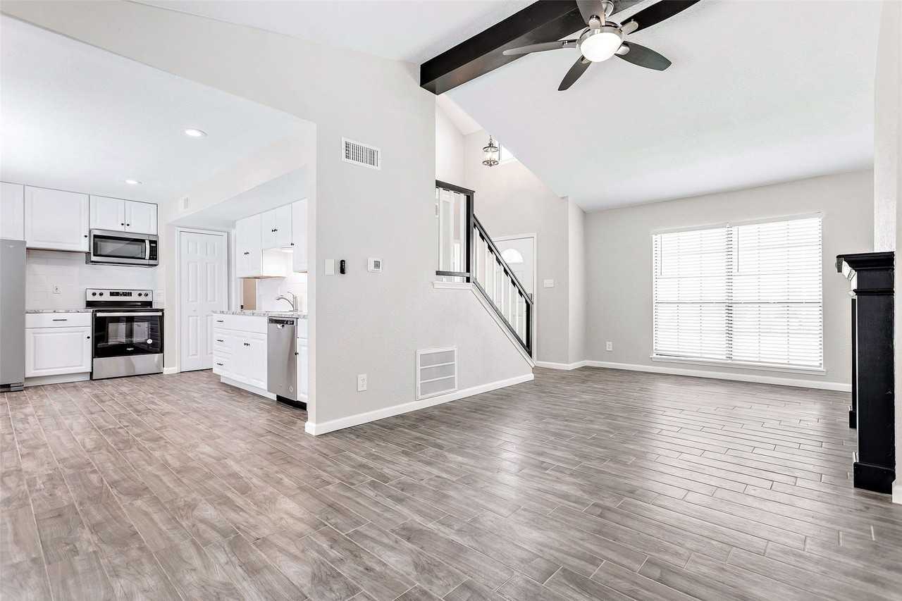 2813 Tallowood Ct - Photo 4 of 13
