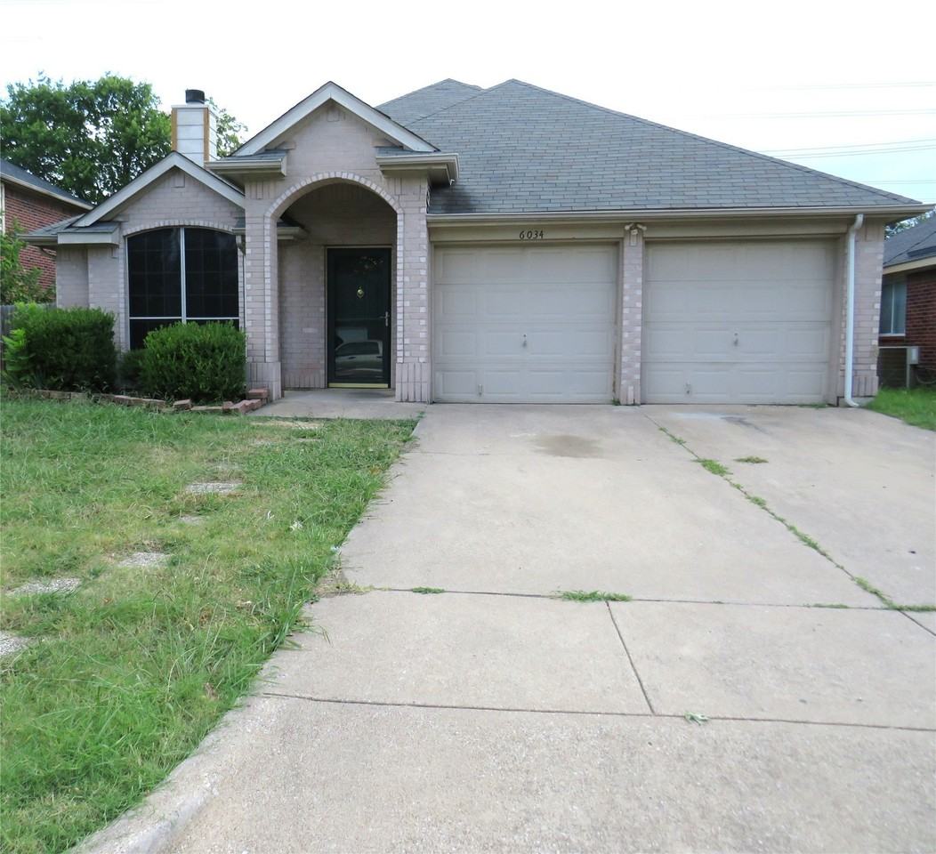 6034 Maple Leaf Dr - Photo 2 of 28