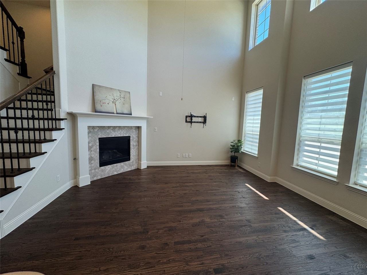 284 Palisades Blvd - Photo 3 of 26
