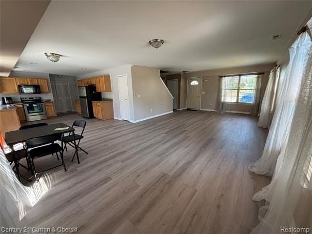 41973 Milton Dr - Photo 2 of 14