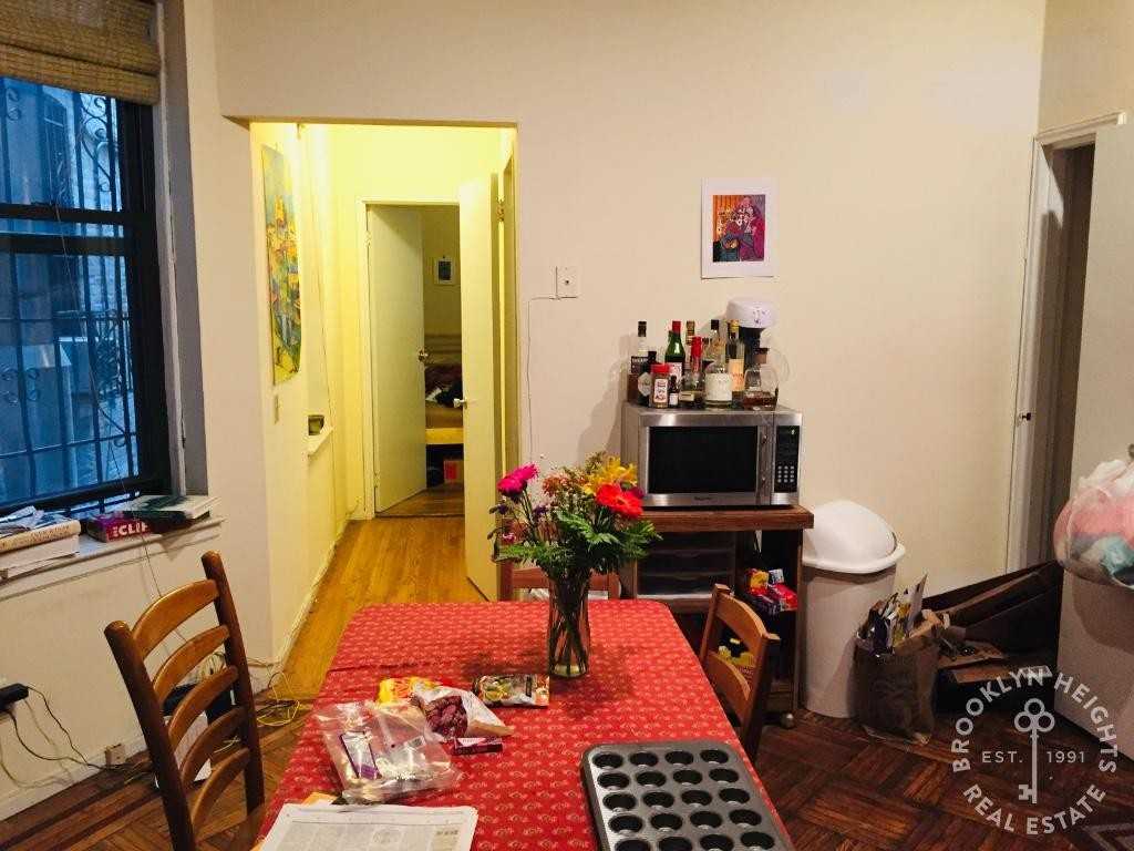 211 Clinton St #1C - Photo 6 of 14