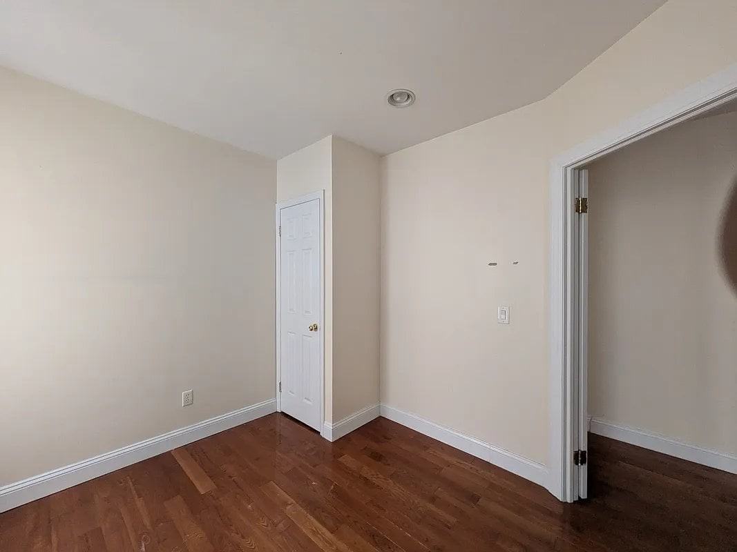 537 W 158th St #23 - Photo 7 of 10