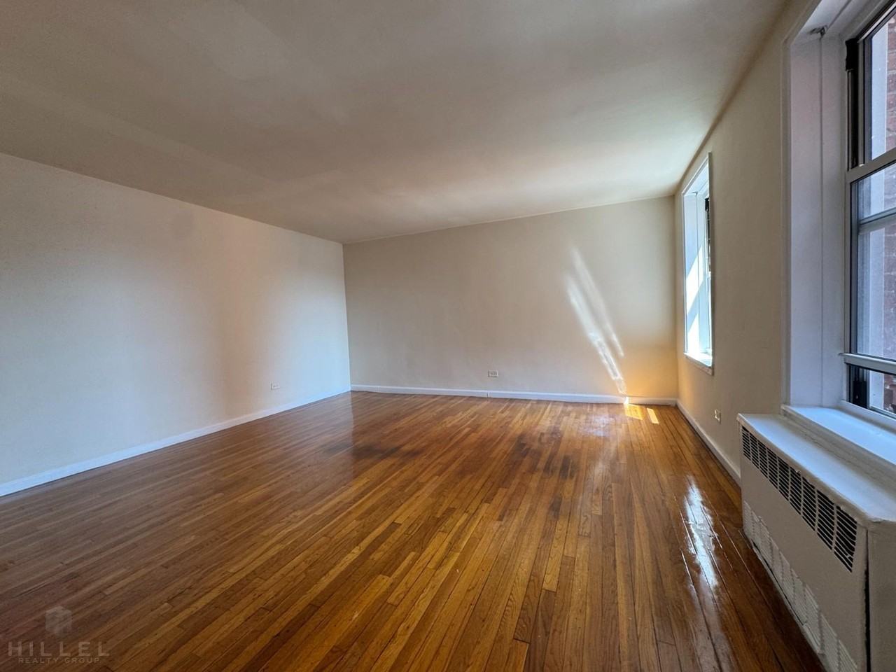 Parsons Blvd #4J - Photo 3 of 8
