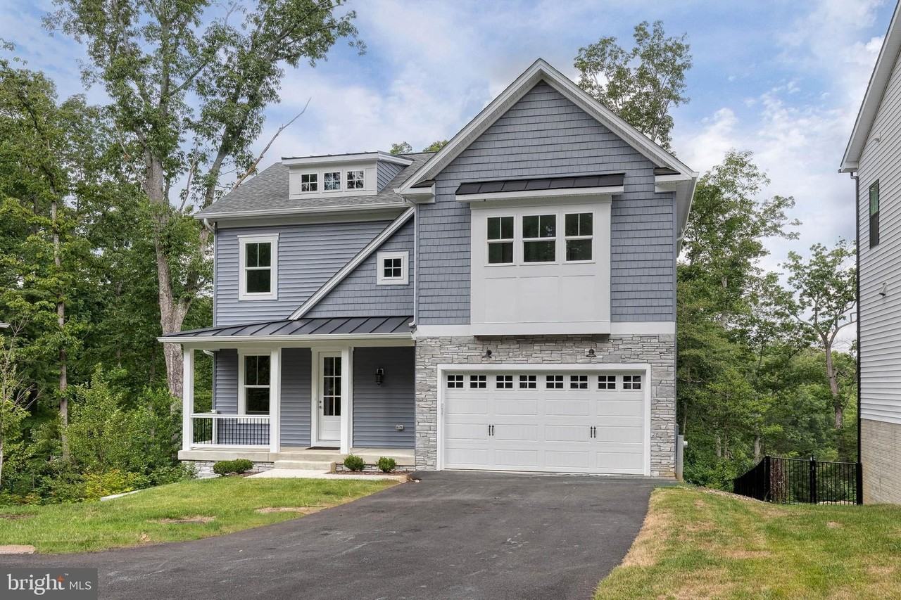 610 Echo Cove Dr - Photo 2 of 50