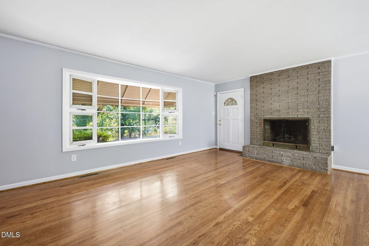 119 Waldrop St - Photo 6 of 33