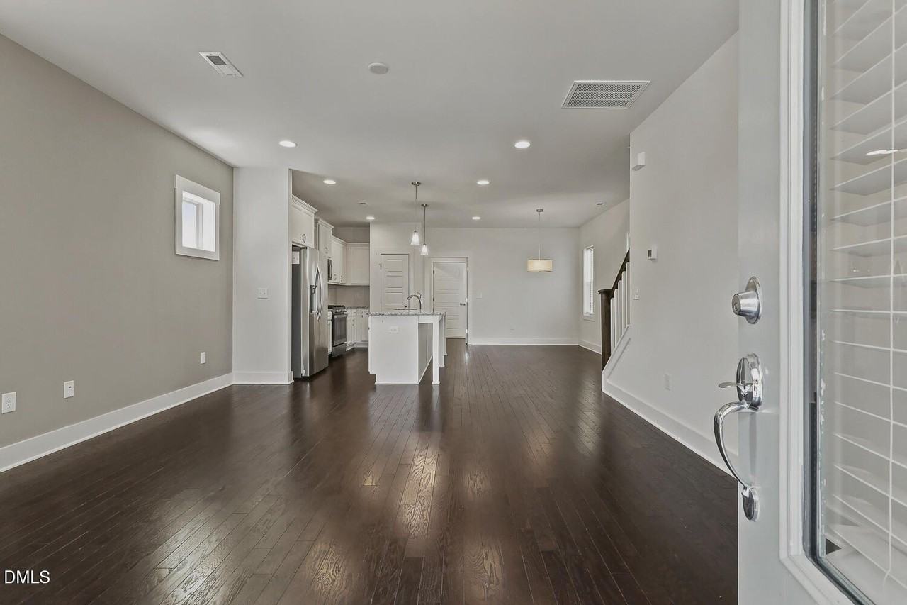 6260 Taylor Rd - Photo 6 of 50