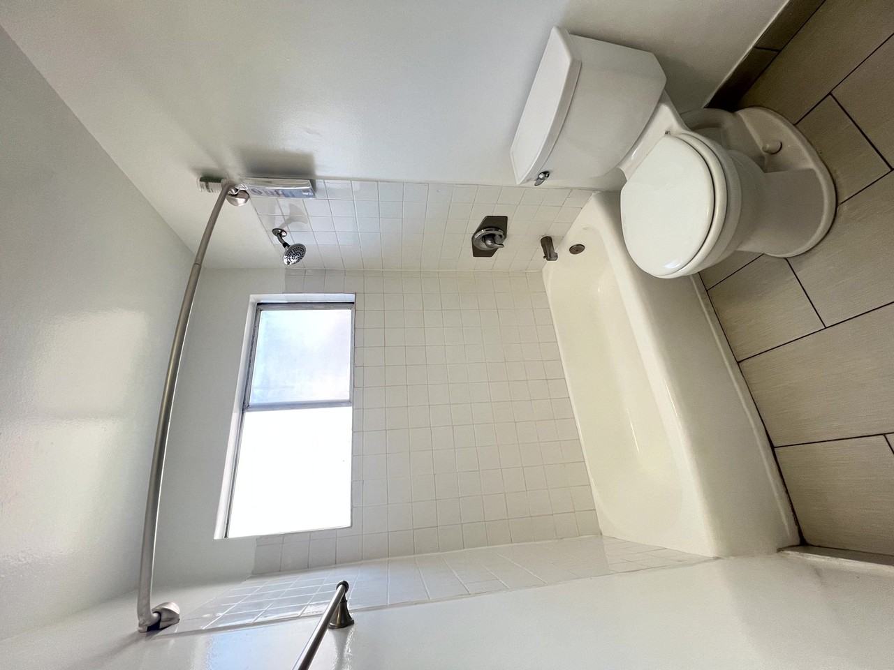 3704 Midvale - Photo 2 of 10
