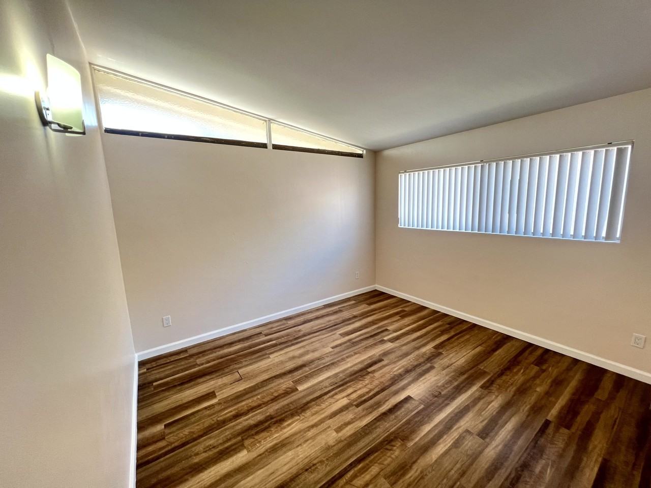 3704 Midvale - Photo 4 of 10