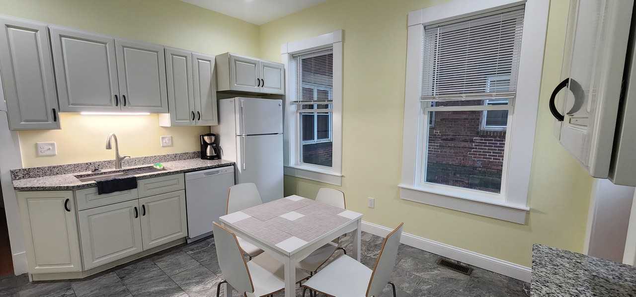 20 Linden Street - Photo 3 of 11