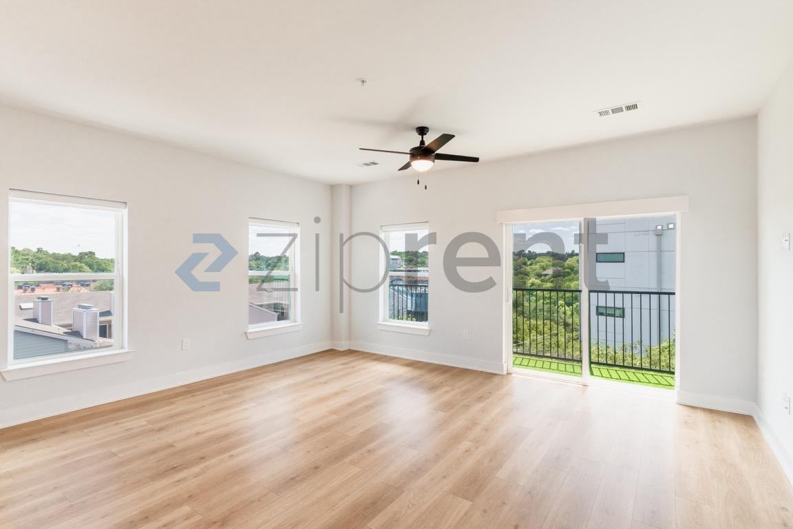 2500 Longview St #523 - Photo 5 of 23