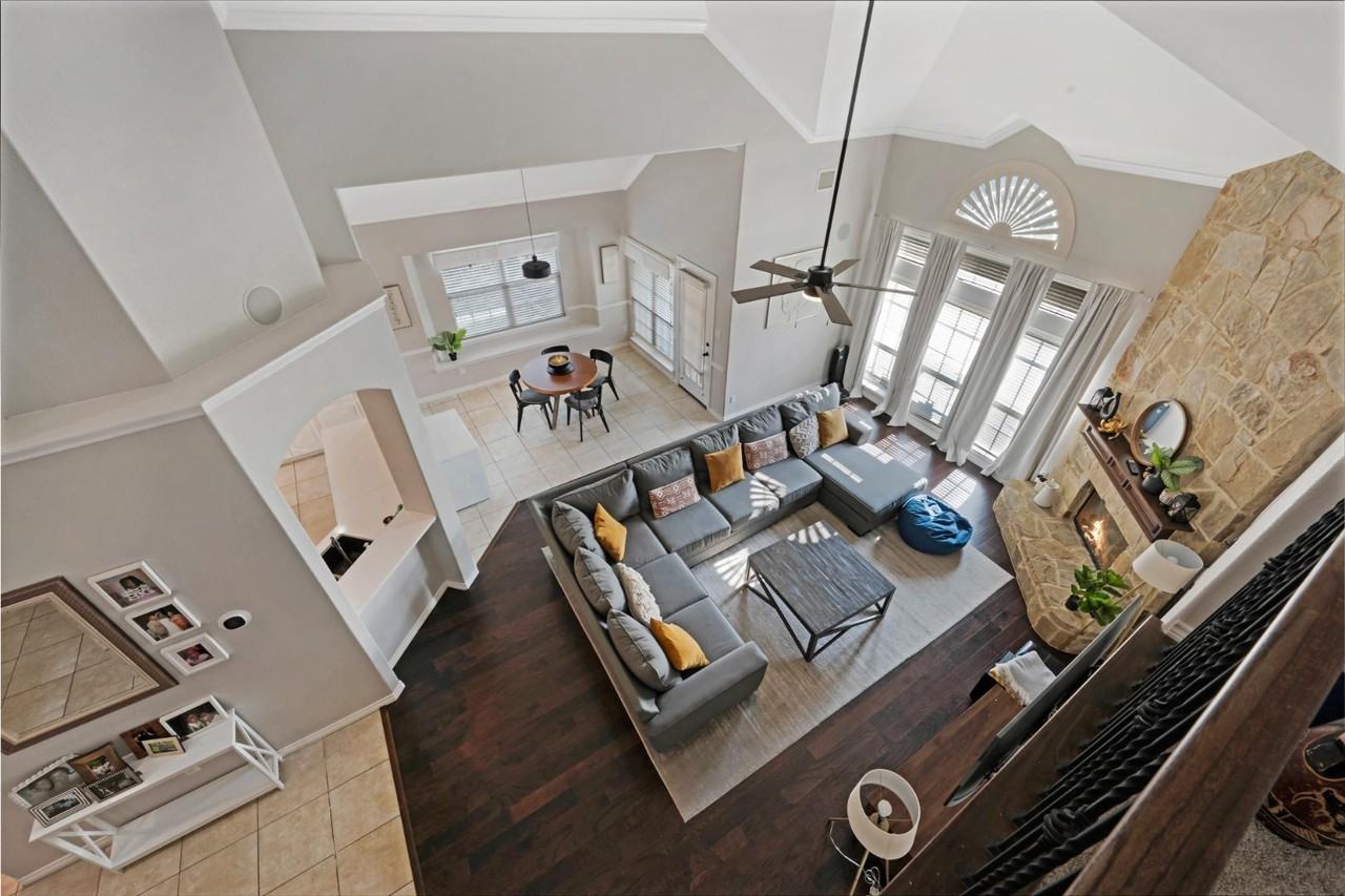 4816 King Harbor Ct - Photo 6 of 11