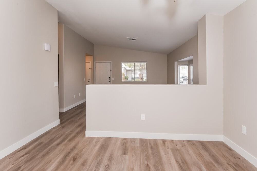 5225 Panguitch Dr - Photo 7 of 16