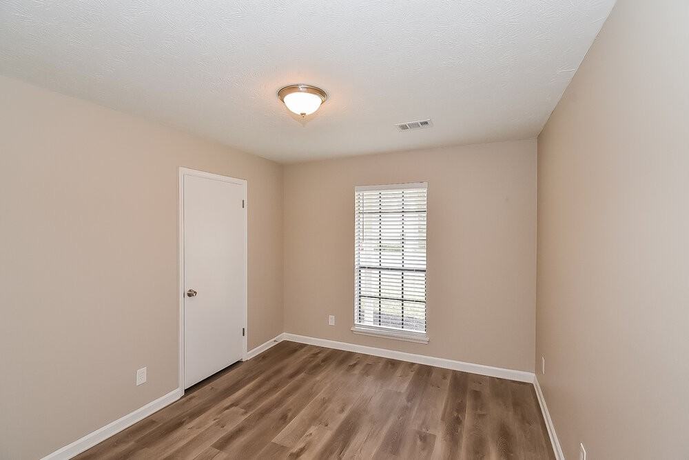 306 River Chase Dr - Photo 6 of 13