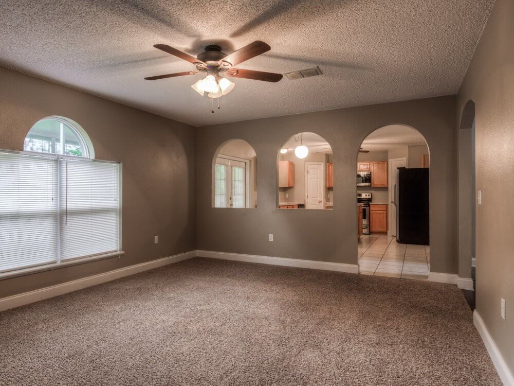 4231 Stonefield Dr - Photo 3 of 19