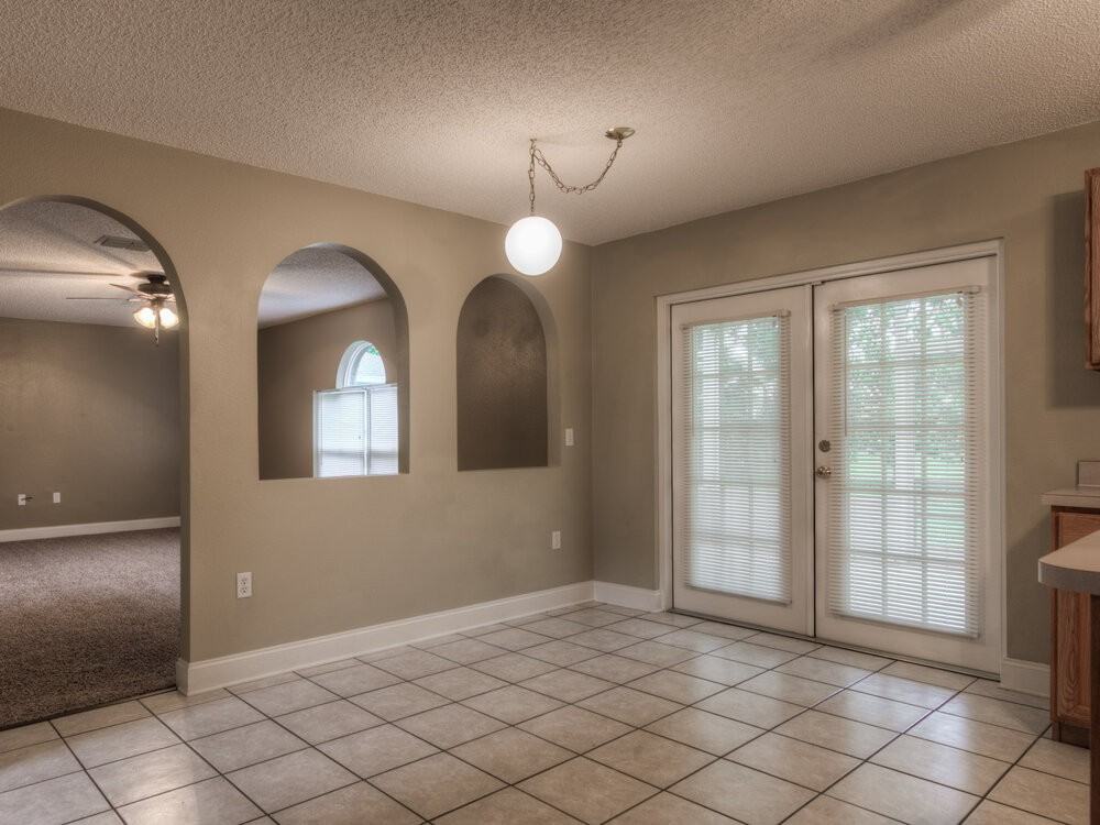 4231 Stonefield Dr - Photo 6 of 19
