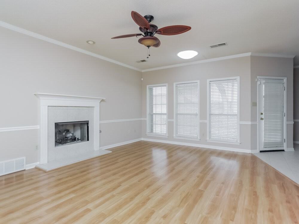 3924 Tamara Dr - Photo 2 of 15