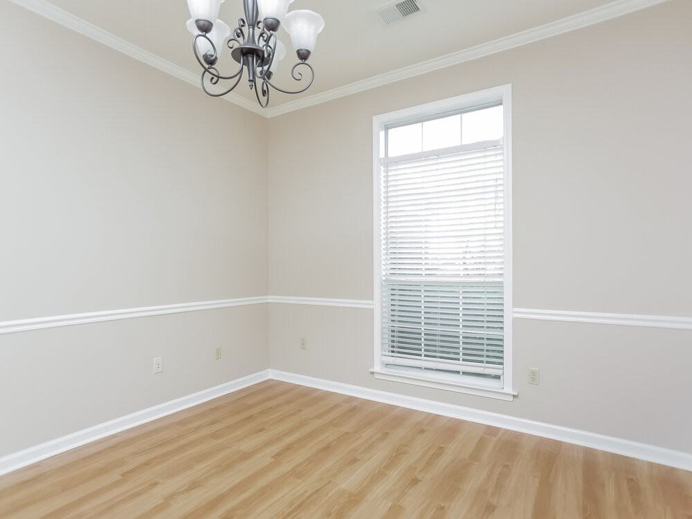 3924 Tamara Dr - Photo 4 of 15