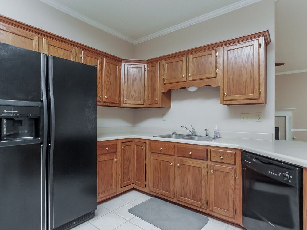 3924 Tamara Dr - Photo 5 of 15