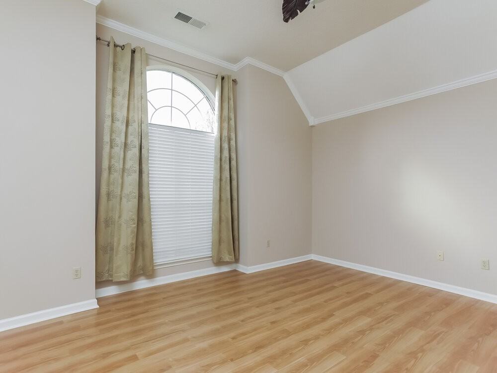 3924 Tamara Dr - Photo 7 of 15