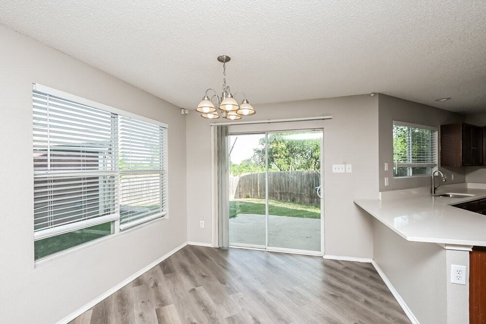 8304 Cutter Hill Ave - Photo 7 of 19