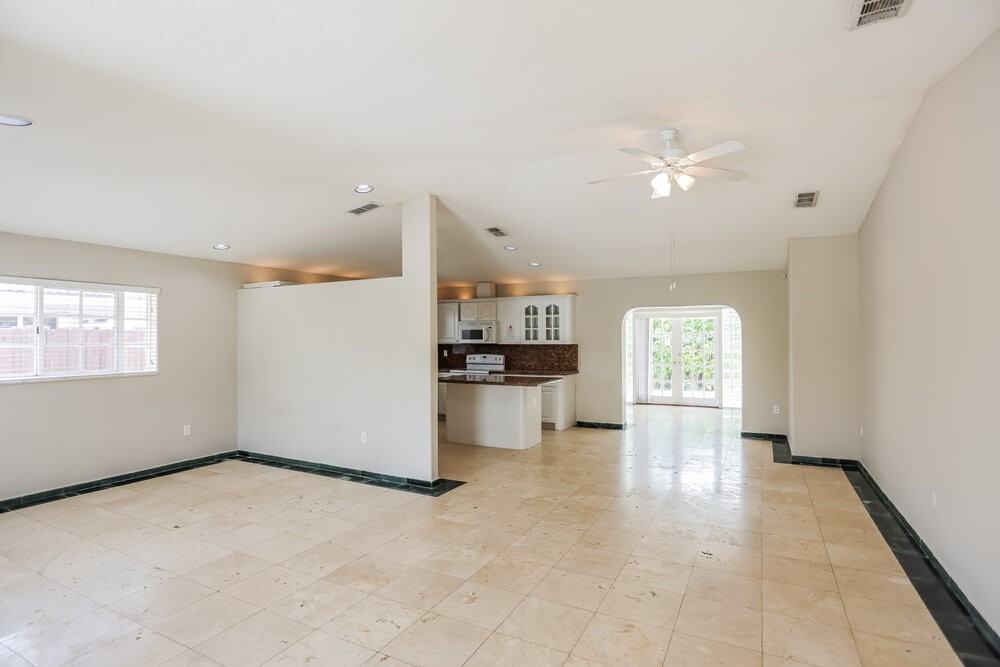 16361 Sw 78th Ter - Photo 4 of 16