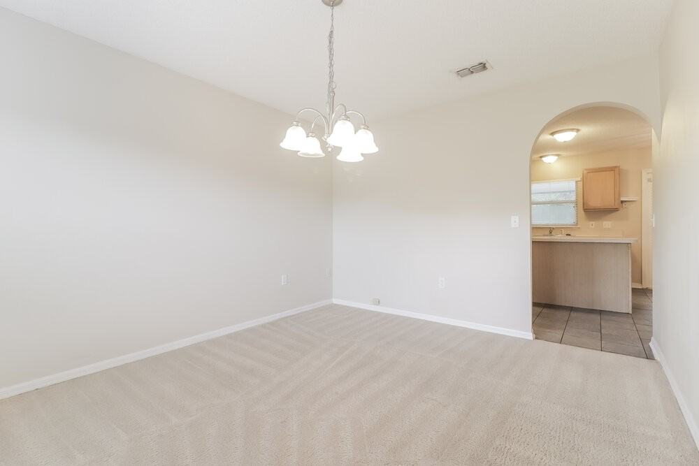 12466 Woodbury Cove Dr - Photo 5 of 17