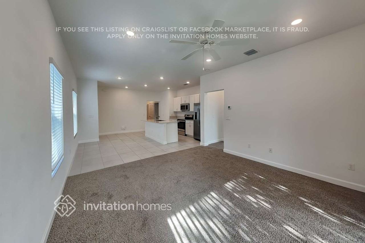 1227 Preston Estates Cir - Photo 3 of 20